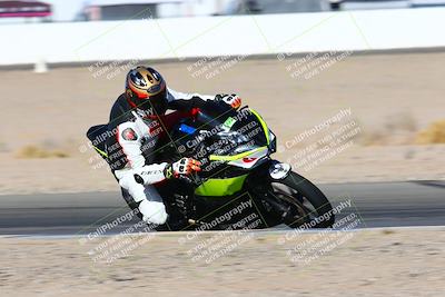 media/Jan-08-2022-SoCal Trackdays (Sat) [[1ec2777125]]/Turn 15 Inside (950am)/